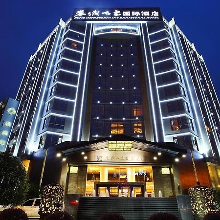 Rong Impression International Hotel Чънду Екстериор снимка