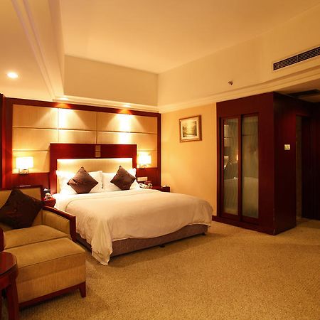 Rong Impression International Hotel Чънду Екстериор снимка