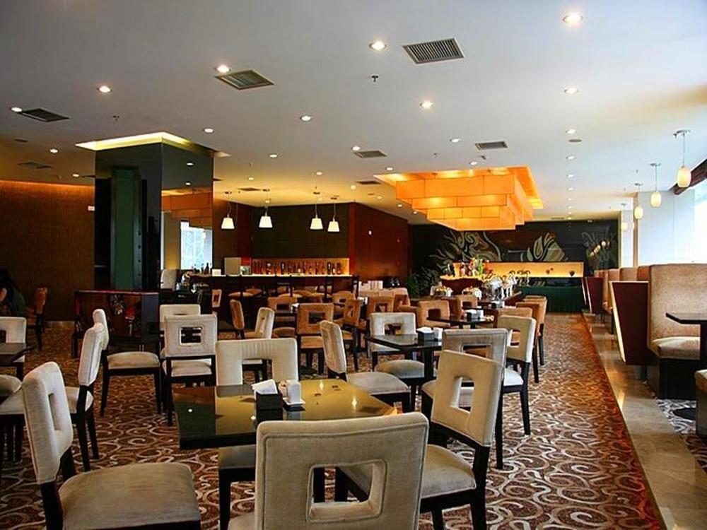 Rong Impression International Hotel Чънду Екстериор снимка