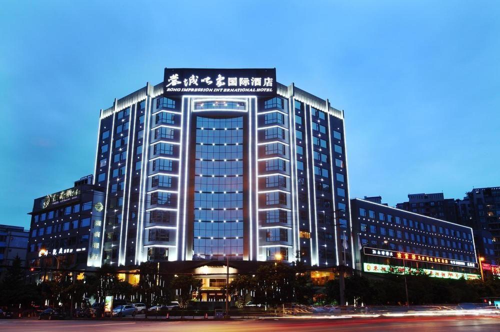 Rong Impression International Hotel Чънду Екстериор снимка