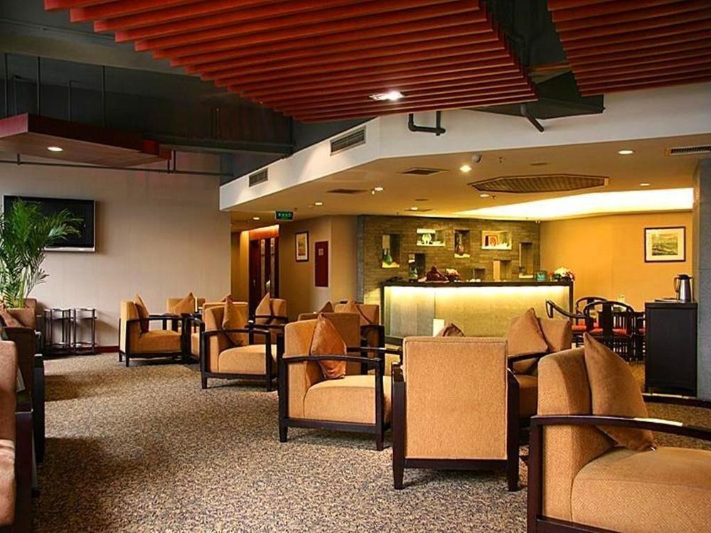 Rong Impression International Hotel Чънду Екстериор снимка