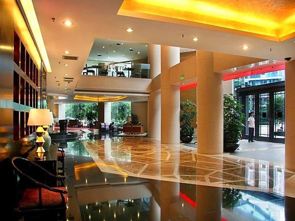 Rong Impression International Hotel Чънду Екстериор снимка