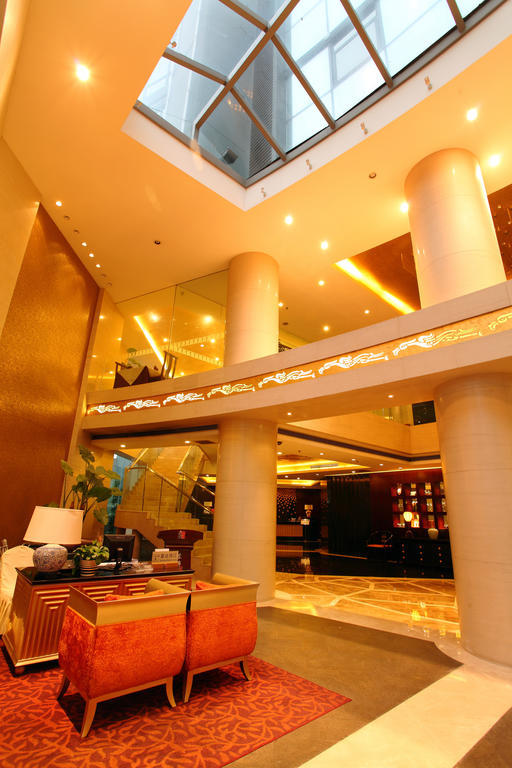 Rong Impression International Hotel Чънду Екстериор снимка
